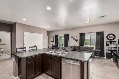 831 S Buena Vista Drive, Apache Junction, AZ 85120 - Photo 16