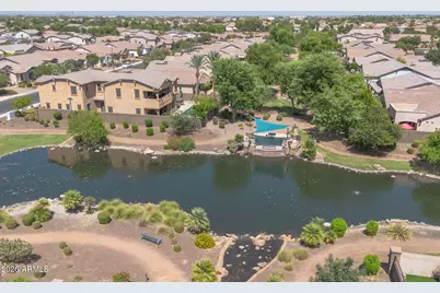 892 E Hampton Lane, Gilbert, AZ 85295 - Photo 34
