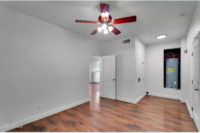 2542 W Nopal Avenue, Mesa, AZ 85202 - Photo 32