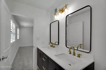 2542 W Nopal Avenue, Mesa, AZ 85202 - Photo 30
