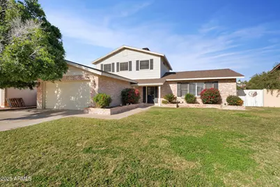 2542 W Nopal Avenue, Mesa, AZ 85202 - Photo 2