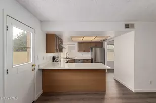 5055 W Vogel Ave, Glendale, AZ 85302 - Photo 12