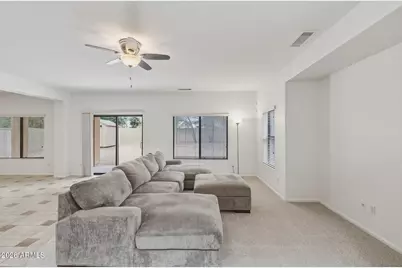 13812 W Port Royale Lane, Surprise, AZ 85379 - Photo 12