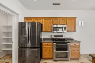 13812 W Port Royale Ln, Surprise, AZ 85379 - Photo 30