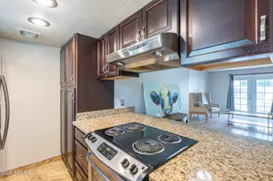 3119 N 38th St, Phoenix, AZ 85018 - Photo 2