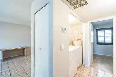 3119 N 38th Street #8, Phoenix, AZ 85018 - Photo 12