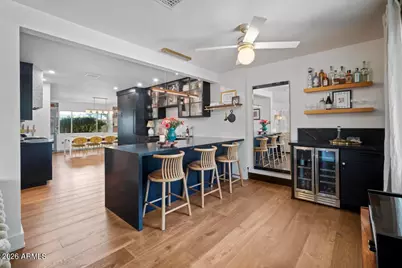 8221 E Edgemont Avenue, Scottsdale, AZ 85257 - Photo 2