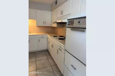 62 S Allen -- #C, Mesa, AZ 85204 - Photo 4