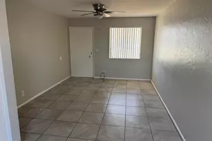 62 S Allen, Mesa, AZ 85204 - Photo 6
