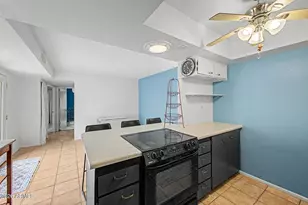 2543 N 22nd Dr, Phoenix, AZ 85009 - Photo 10
