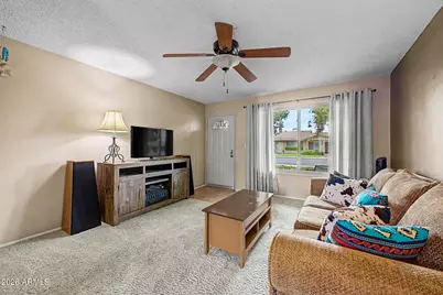 2543 N 22nd Drive, Phoenix, AZ 85009 - Photo 4