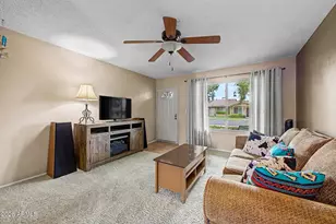 2543 N 22nd Dr, Phoenix, AZ 85009 - Photo 4