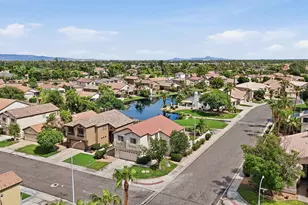 902 W Azalea Pl, Chandler, AZ 85248 - Photo 2
