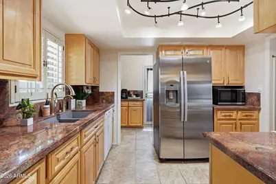 2206 E Nicolet Avenue, Phoenix, AZ 85020 - Photo 14