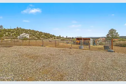 8140 Sleeping Dog Road, Flagstaff, AZ 86004 - Photo 44
