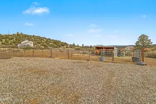 8140 Sleeping Dog Rd, Flagstaff, AZ 86004 - Photo 44