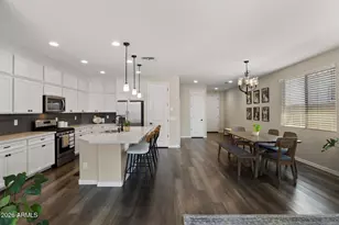 2826 E Fraktur Rd, Phoenix, AZ 85040 - Photo 8