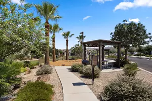2826 E Fraktur Rd, Phoenix, AZ 85040 - Photo 30