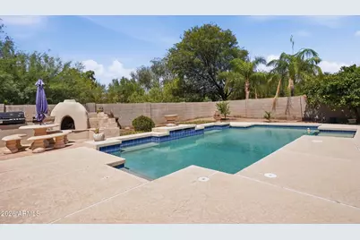 4010 E Hamblin Drive, Phoenix, AZ 85050 - Photo 2