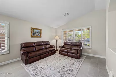 250 E Chelsea Lane, Gilbert, AZ 85295 - Photo 4