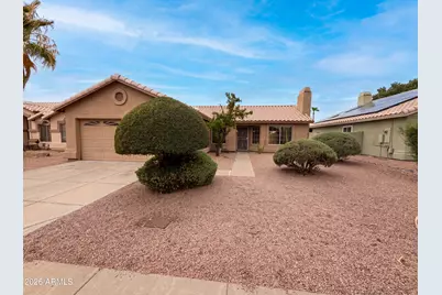 2945 E Hononegh Drive, Phoenix, AZ 85050 - Photo 1