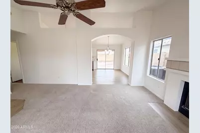 2945 E Hononegh Drive, Phoenix, AZ 85050 - Photo 8
