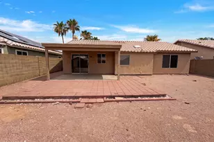 2945 E Hononegh Dr, Phoenix, AZ 85050 - Photo 22