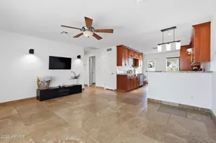 8702 E Sheridan St, Scottsdale, AZ 85257 - Photo 6