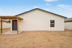 8697 W Concordia Dr, Arizona City, AZ 85123 - Photo 32