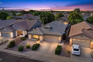 12536 W Monterosa Dr, Litchfield Park, AZ 85340 - Photo 2