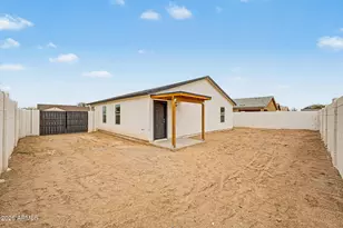 10590 W Fernando Dr, Arizona City, AZ 85123 - Photo 32