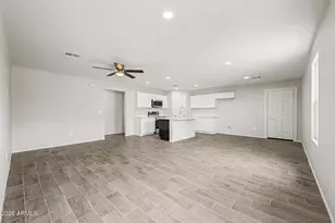 10590 W Fernando Dr, Arizona City, AZ 85123 - Photo 12