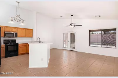 537 E Appaloosa Road, Gilbert, AZ 85296 - Photo 4