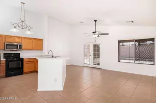 537 E Appaloosa Rd, Gilbert, AZ 85296 - Photo 4