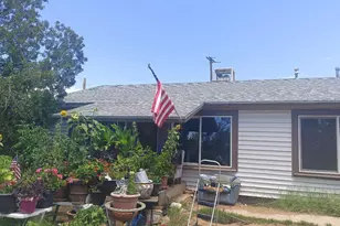 940 W Helen St, Bisbee, AZ 85603 - Photo 1