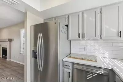 6612 N 48th Drive, Glendale, AZ 85301 - Photo 8