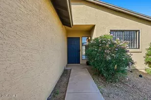 6612 N 48th Dr, Glendale, AZ 85301 - Photo 2
