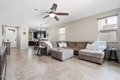 12029 W Locust Lane, Avondale, AZ 85323 - Photo 6