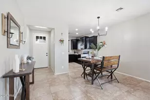 12029 W Locust Ln, Avondale, AZ 85323 - Photo 8