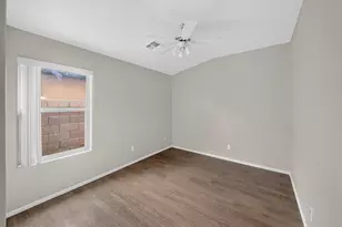 633 E Leslie Ave, San Tan Valley, AZ 85140 - Photo 18