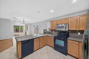 633 E Leslie Ave, San Tan Valley, AZ 85140 - Photo 4