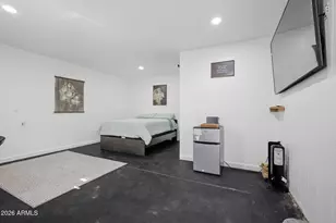2329 E Concorda Dr, Tempe, AZ 85282 - Photo 22