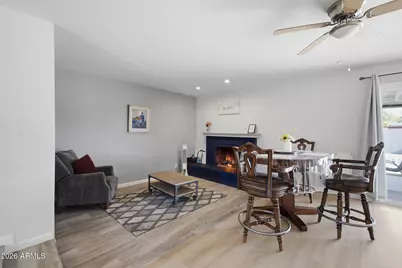 2329 E Concorda Drive, Tempe, AZ 85282 - Photo 8
