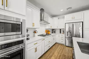 1876 S Huish Dr, Gilbert, AZ 85295 - Photo 12