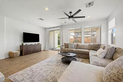1876 S Huish Drive, Gilbert, AZ 85295 - Photo 8