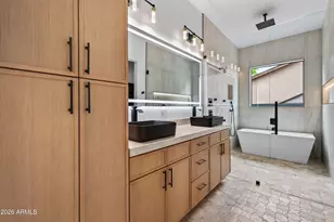 1335 E Kaler Dr, Phoenix, AZ 85020 - Photo 18