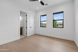 1335 E Kaler Dr, Phoenix, AZ 85020 - Photo 26