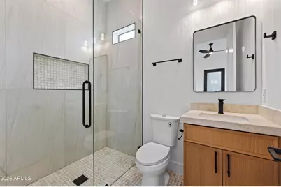1335 E Kaler Drive, Phoenix, AZ 85020 - Photo 28