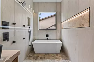 1335 E Kaler Dr, Phoenix, AZ 85020 - Photo 20