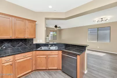 39512 N Prairie Lane, Anthem, AZ 85086 - Photo 4